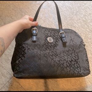 Tommy Hilfiger Handbag